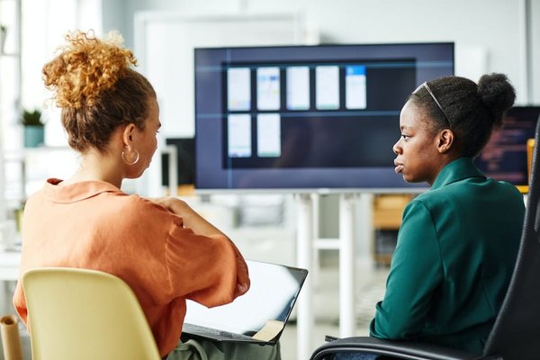 Quels sont les avantages de l'apprentissage par projet pour les formations en développement durable ?